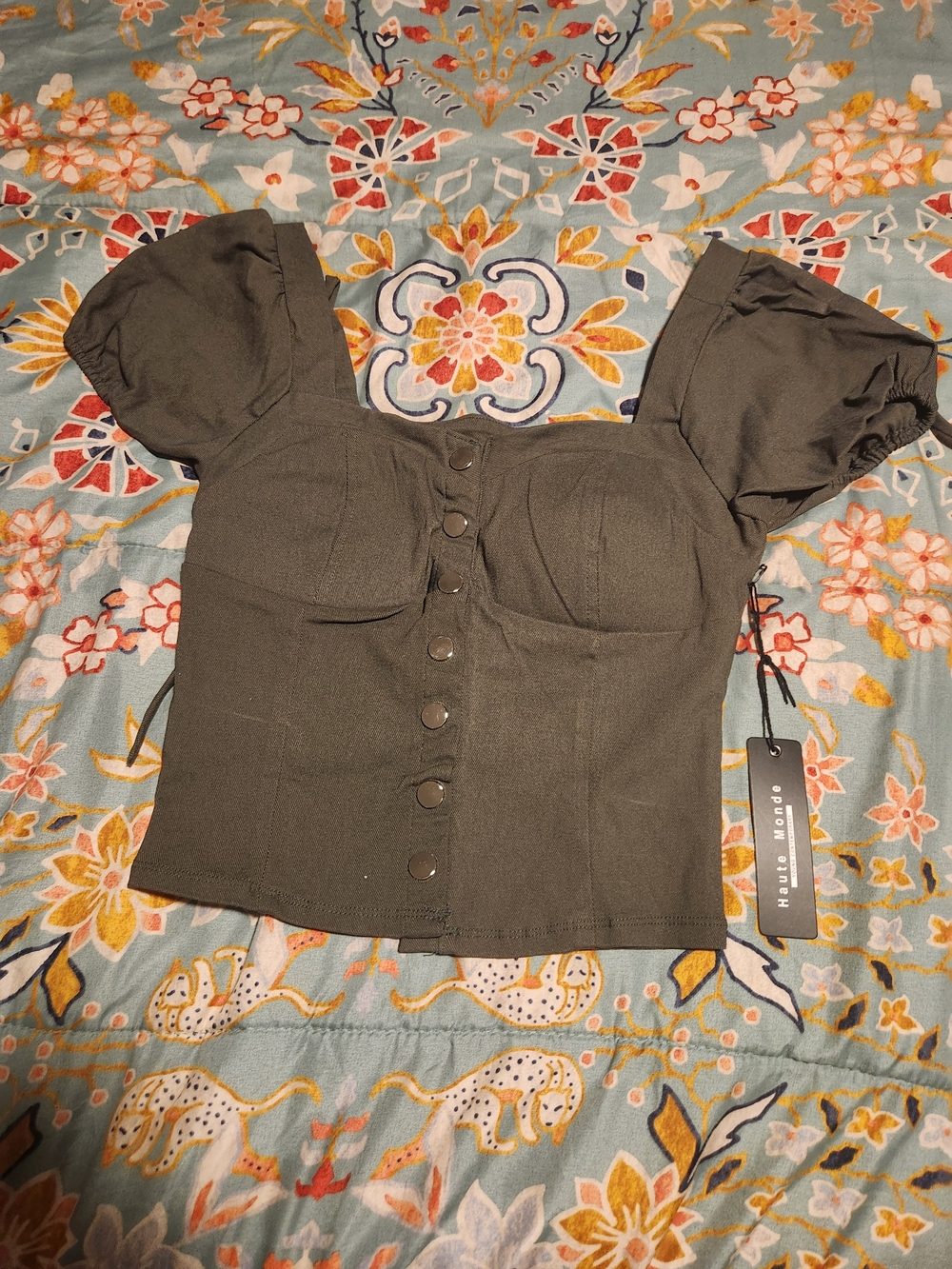 Haute Monde Olive Puff-Sleeve Button Crop Top